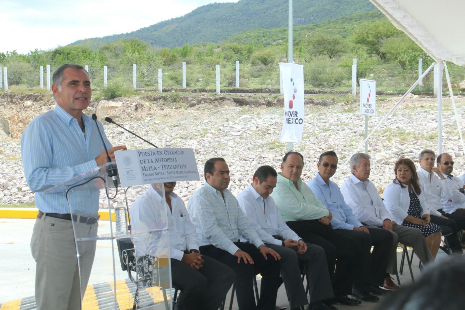 Inauguran Cué y Ruiz Esparza autopista Mitla-Tehuantepec