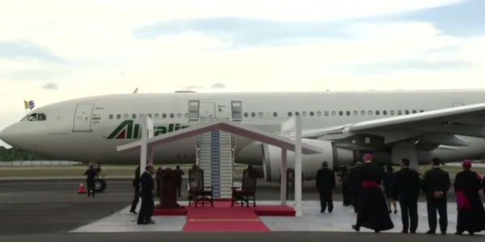 El Papa Francisco llega a La Habana