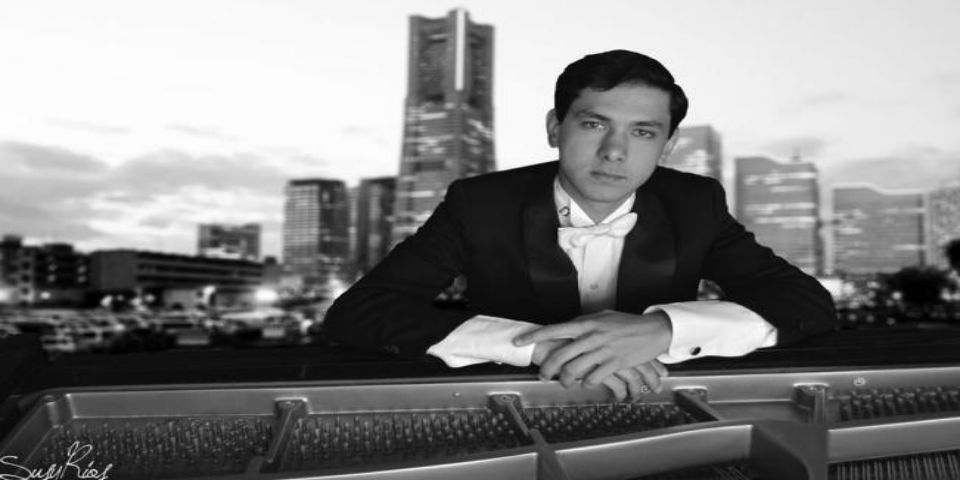 Regresa a Irapuato el pianista detenido en Bélgica