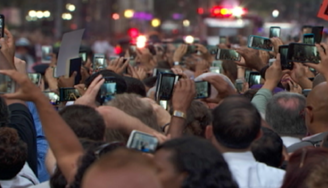 No aumentarán precios pese a fallo a favor de Telcel: IFT - Pope-Smartphones--e1500924690314