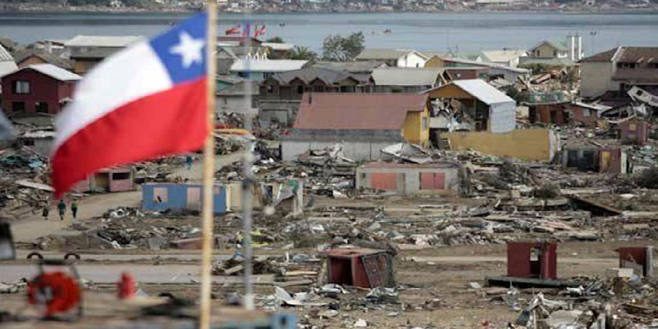 Se eleva a 13 número de muertos por sismo en Chile