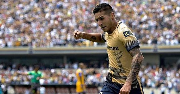 Ismael Sosa se despide de la afición de Pumas