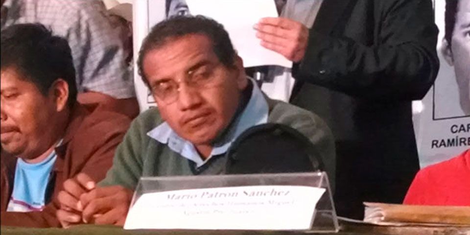 Familiares de normalistas piden tres líneas de investigación