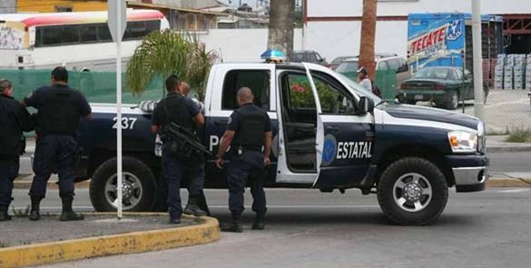 Detienen a 10 presuntos traficantes de menores en Baja California