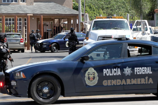 Rescatan a dos menores salvadoreños en Tijuana