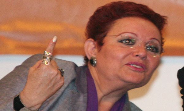 Otorgan amparo a ex directora de Cefereso por fuga de El Chapo