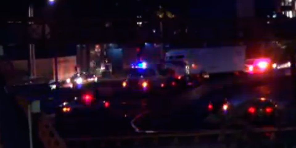 Accidentes de tráileres en Constituyentes causan caos vial