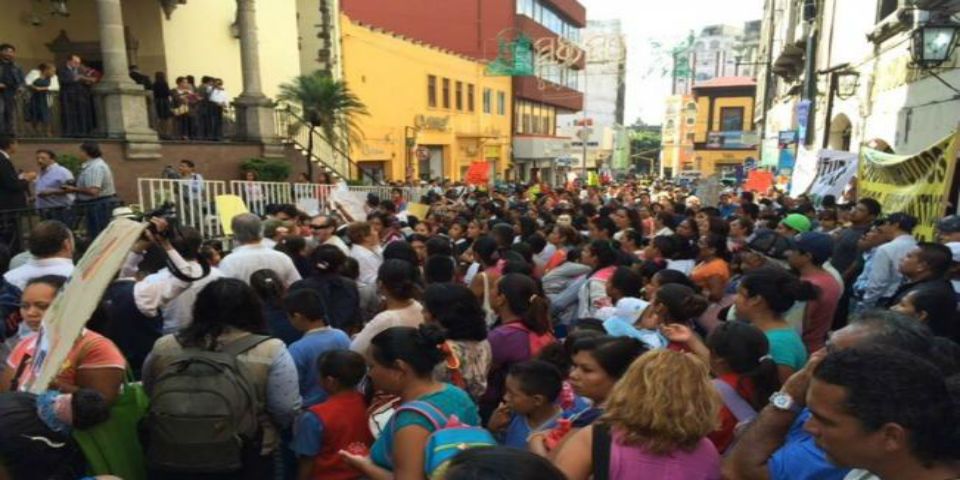 Vandalizan el Congreso de Morelos