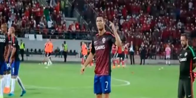 Así reaccionó Cristiano Ronaldo a los gritos de ‘¡Messi, Messi!’