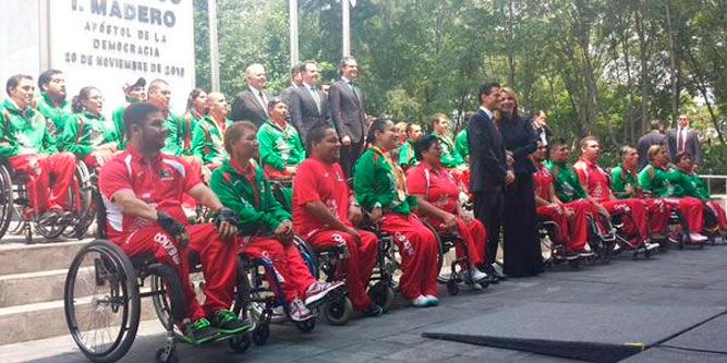 Destaca EPN logros de mexicanos en Toronto 2015