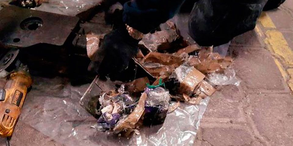 Encuentran heroína oculta en autobús en Querétaro