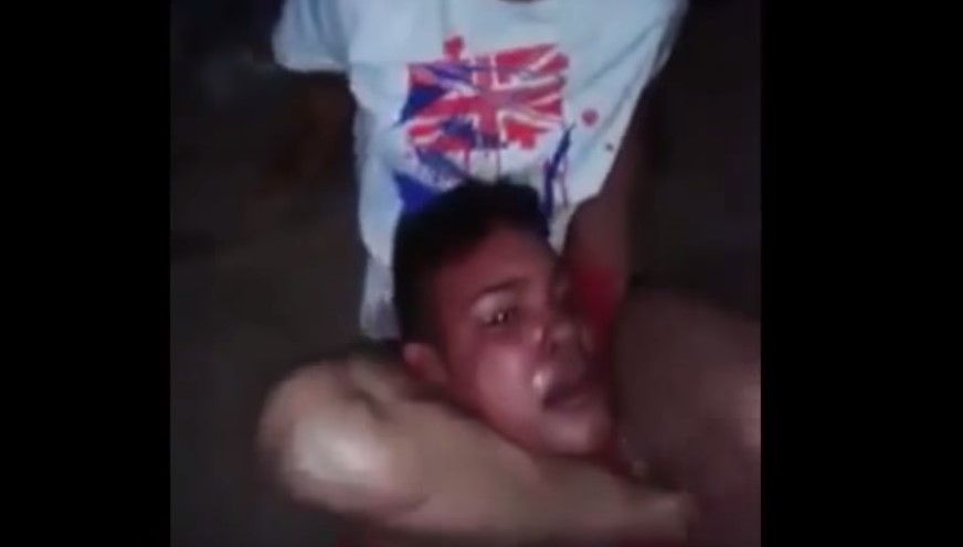 Video: joven somete a su asaltante con una llave Video: joven somete a su asaltante con una llave