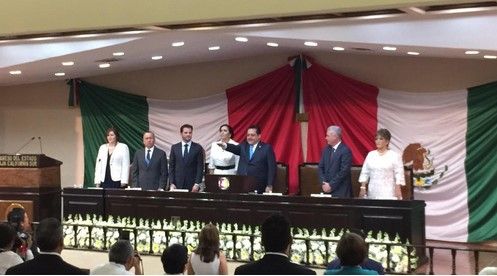 Rinde protesta nuevo gobernador de BCS