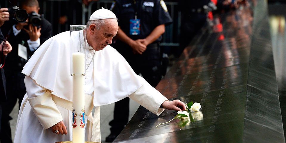 Papa Francisco recuerda a víctimas del 11 de septiembre
