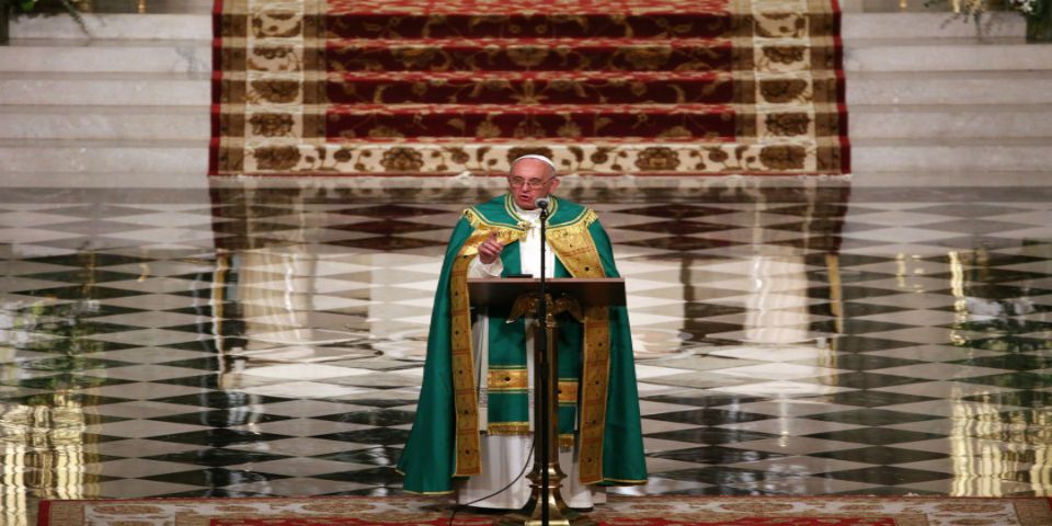 Sacerdotes pederastas, una vergüenza para la Iglesia: papa Francisco