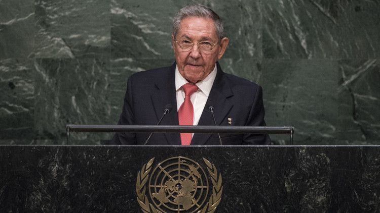 Raúl Castro pide a EE.UU. regrese territorio de Guantánamo