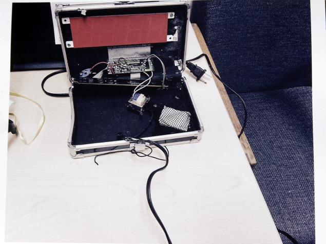 Qatar ofreció beca a joven detenido por crear reloj en EE.UU. Qatar ofreció beca a joven detenido por crear reloj en EE.UU.