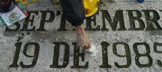 Más de mil costureras murieron atrapadas en el terremoto del 85