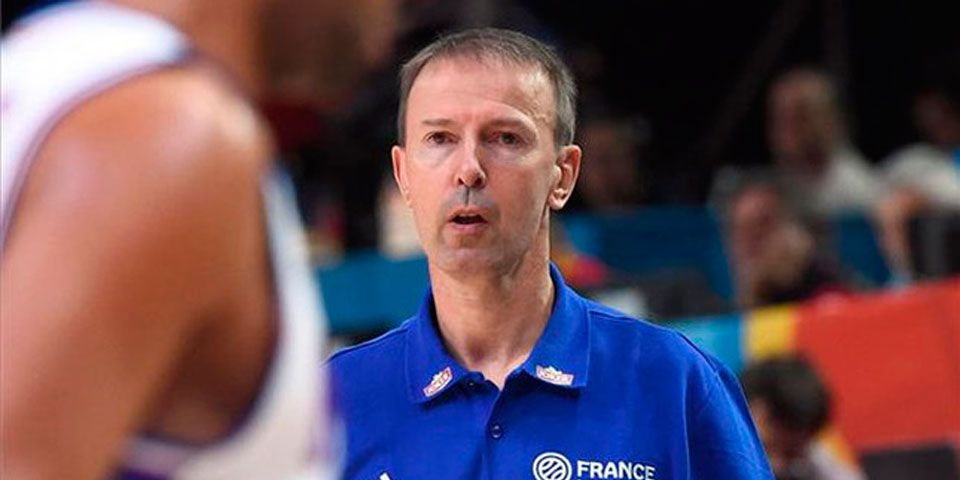 Hackean cuenta de seleccionador francés de basquetbol