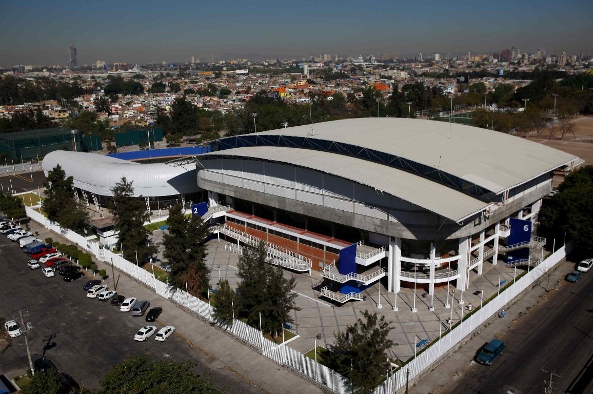 Derrumbe en Guadalajara deja al menos 10 lesionados