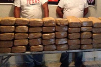 Detienen a dos con 70 kilos de mariguana en Coahuila