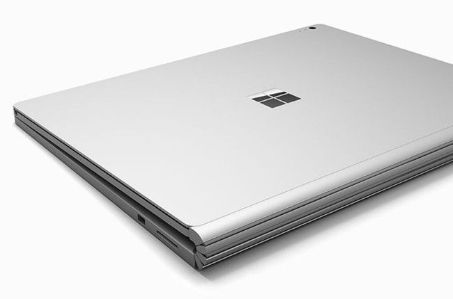 Microsoft presenta su primera laptop