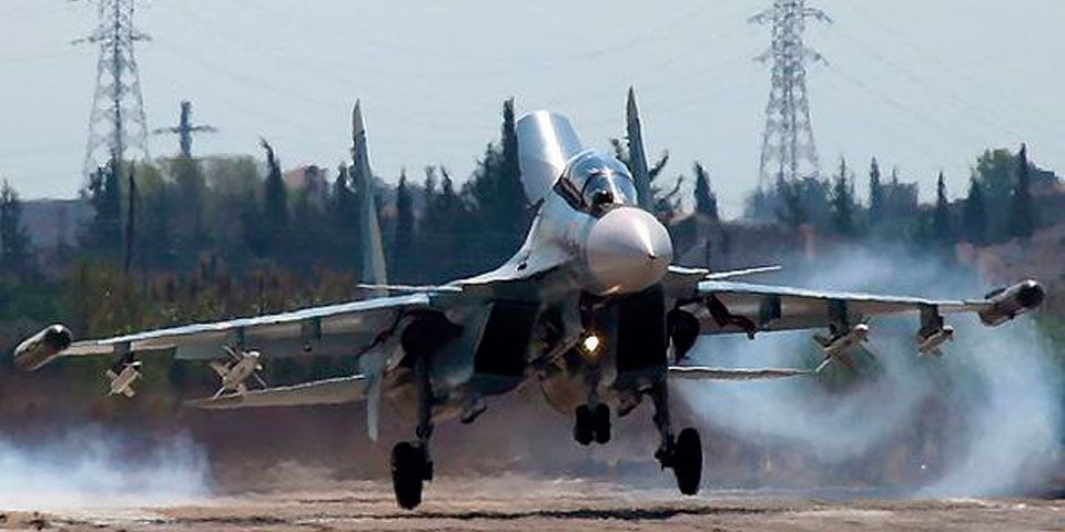 Lanza Rusia intenso bombardeo contra EI en Siria