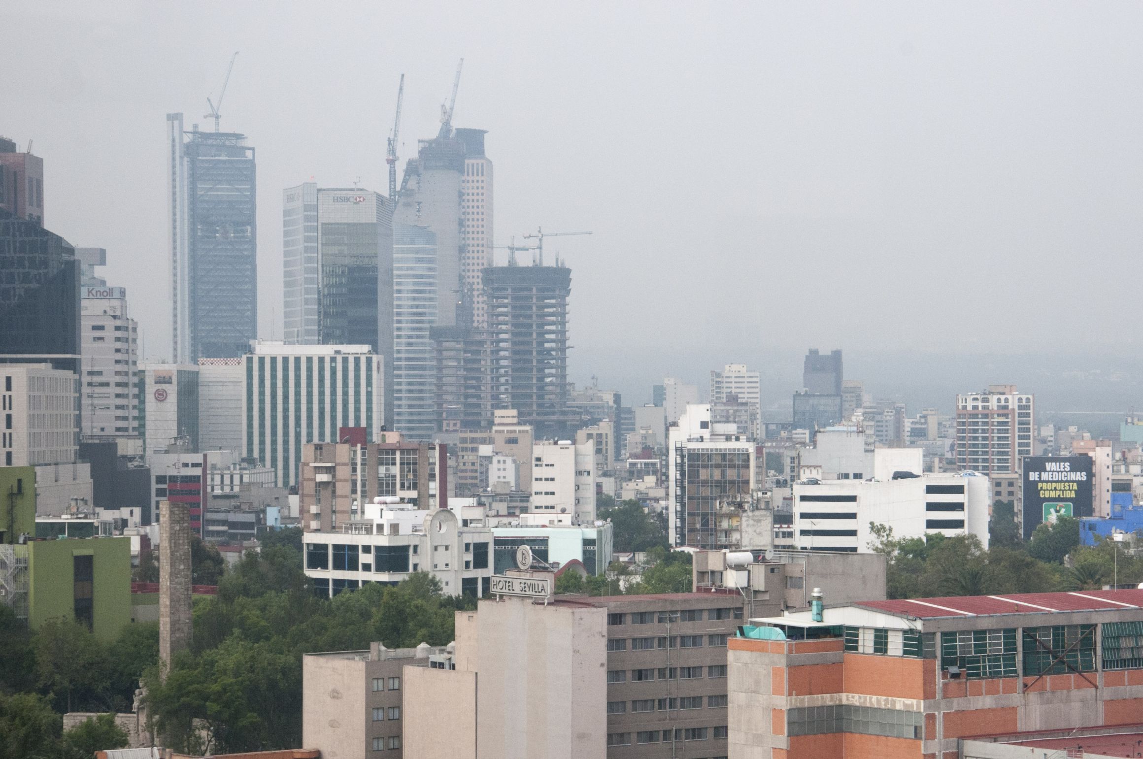 La calidad del aire es regular en tres delegaciones La calidad del aire es regular en tres delegaciones