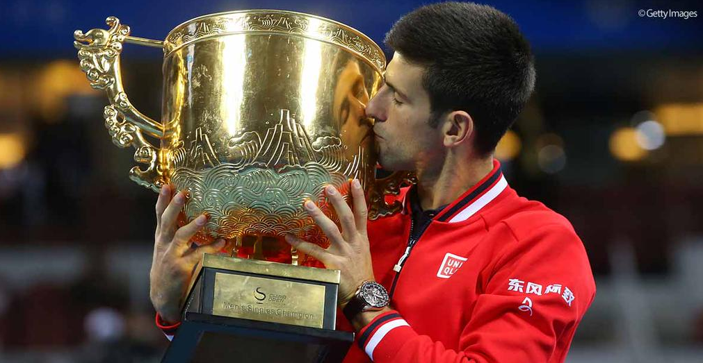 Nadal cae frente a Djokovic en Abierto de China