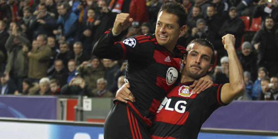 Chicharito en el equipo ideal de la Champions League