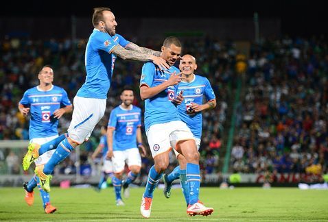 Boy tiene primera victoria con Cruz Azul - Cruz_Azul_2-1_Santos-Liga_MX-Apertura_2015-Jornada_14_MILIMA20151023_0392_8