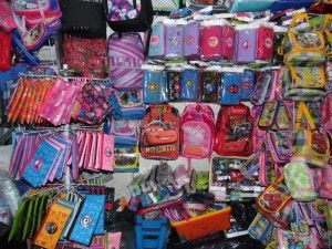 Asegura PGR más de 140 mil productos piratas - FOTO-2-300x225