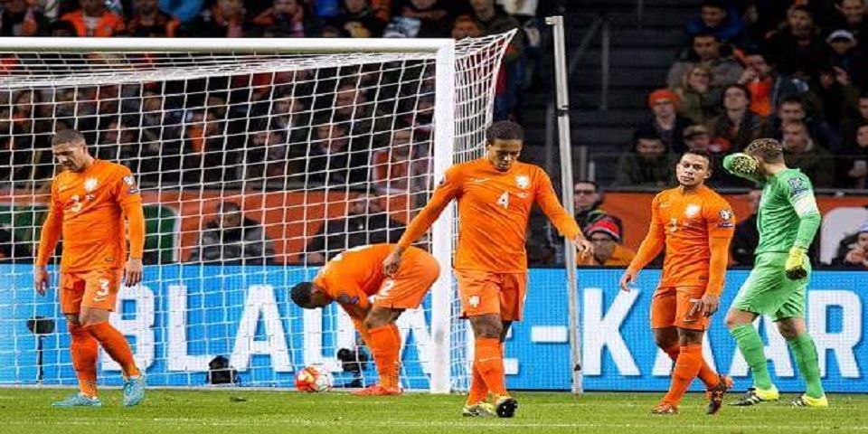 Holanda queda fuera de la Eurocopa 2016
