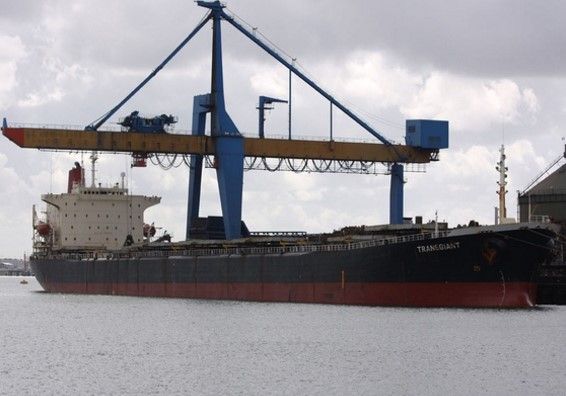 Aseguran en buque químicos para la elaboración de droga procedentes de China