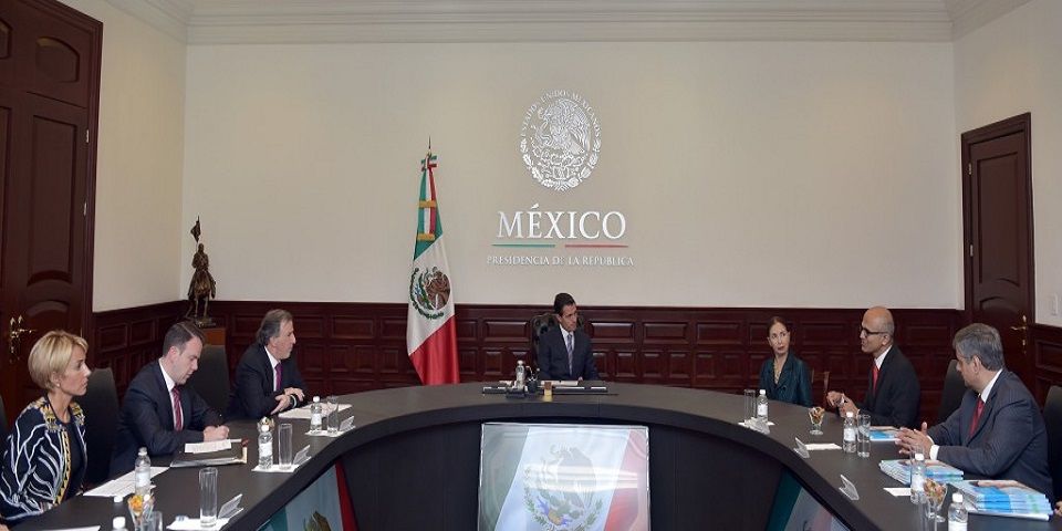 Microsoft invertirá mil millones de dólares en México Microsoft invertirá mil millones de dólares en México