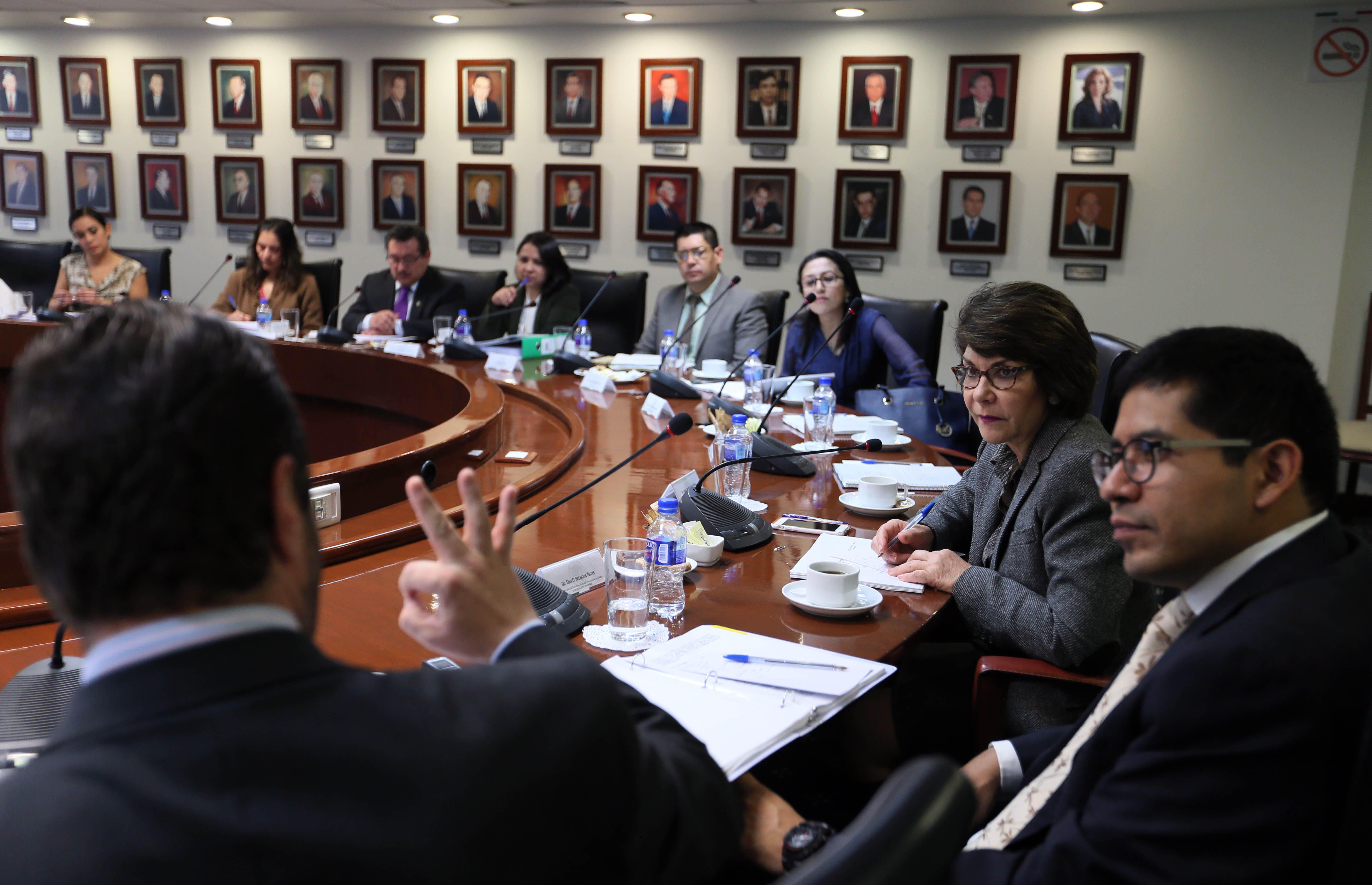 PGR afina detalles sobre Ley contra Tortura