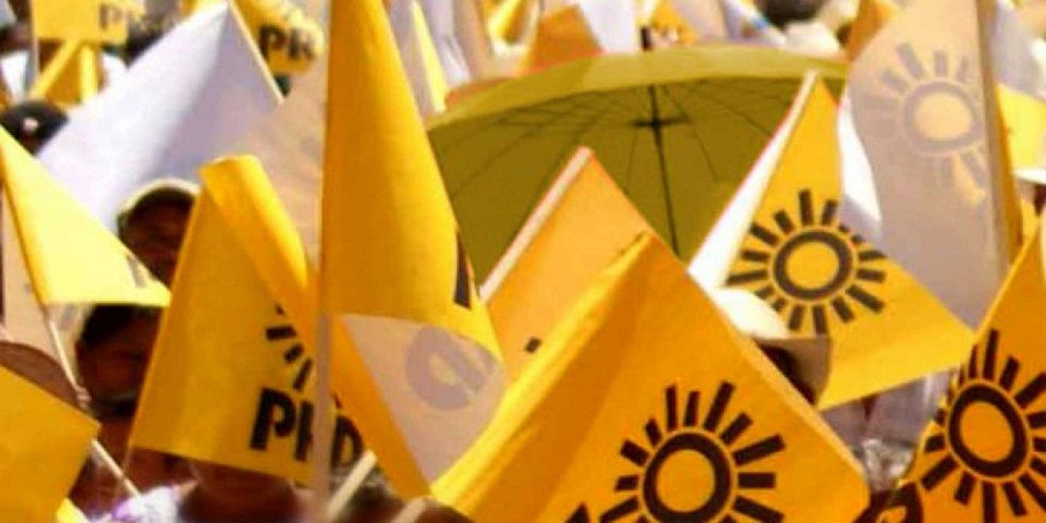 Café Político: PRD está desesperado por sobrevivir