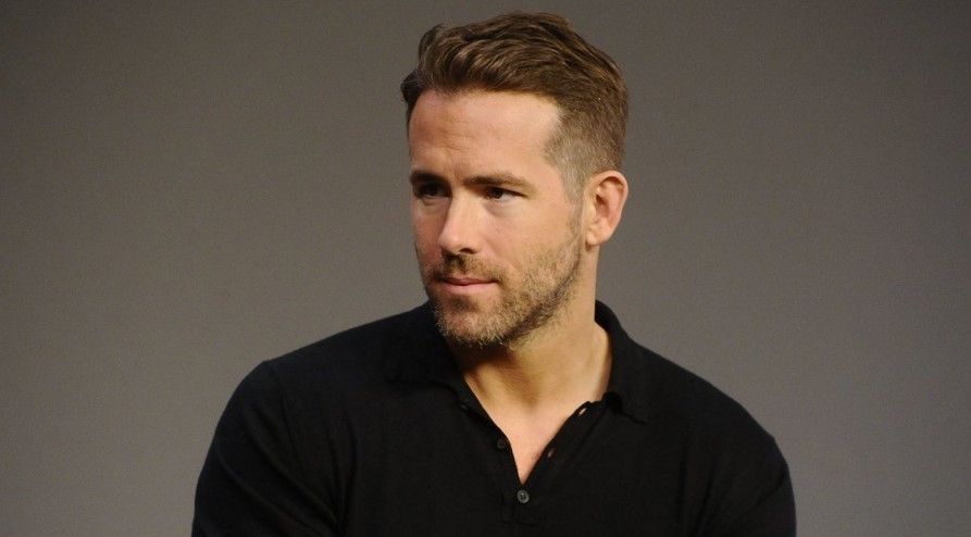 Muere padre de Ryan Reynolds. Le dedica una foto