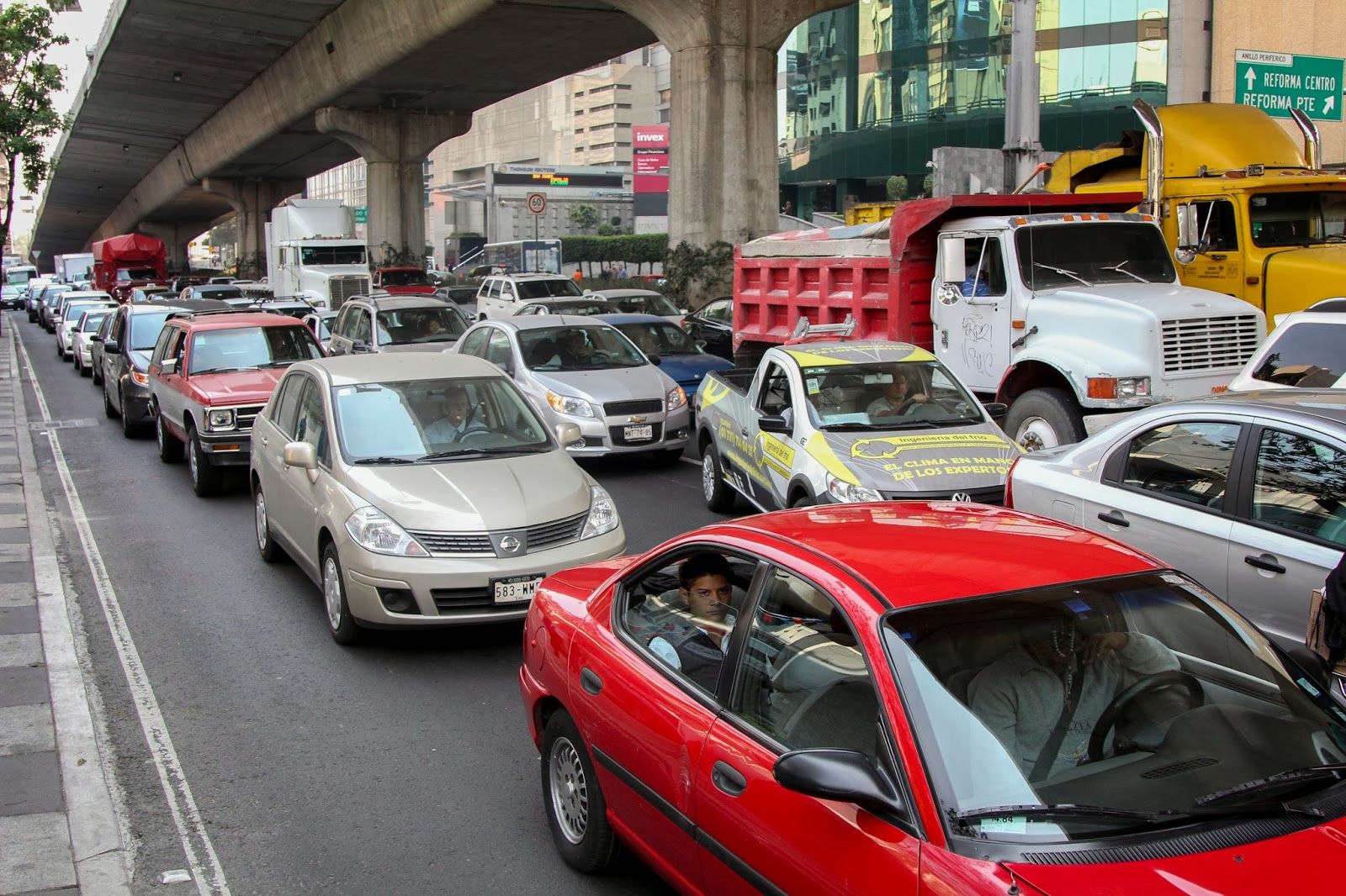 Con el reglamento de tránsito hasta las vueltas continúas están prohibidas: SSPDF