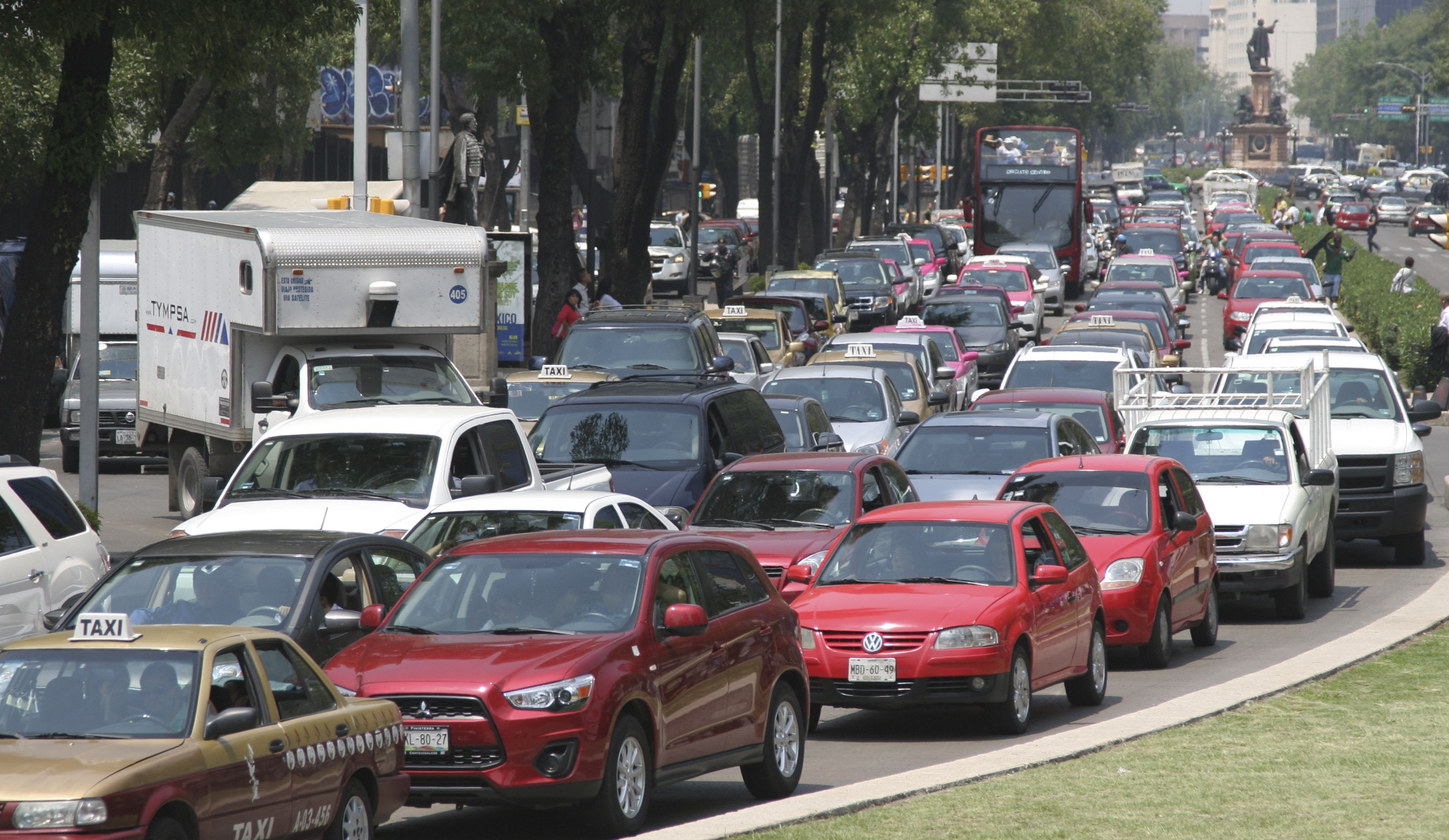 Manifestaciones y eventos complicarán el tránsito en DF