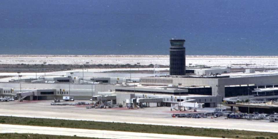 Detienen en aeropuerto a príncipe con 2 toneladas de droga