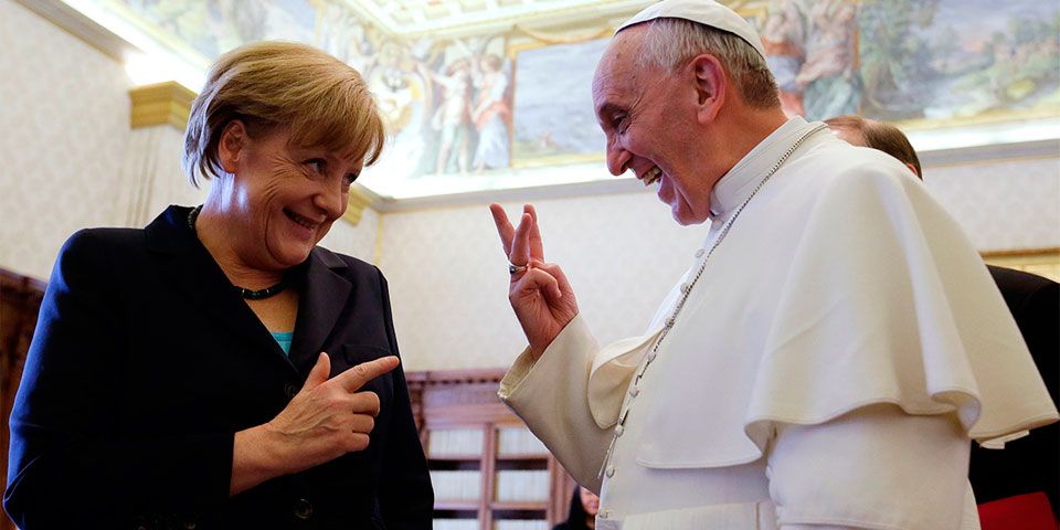 El papa Francisco y Angela Merkel son favoritos al premio Nobel de la Paz