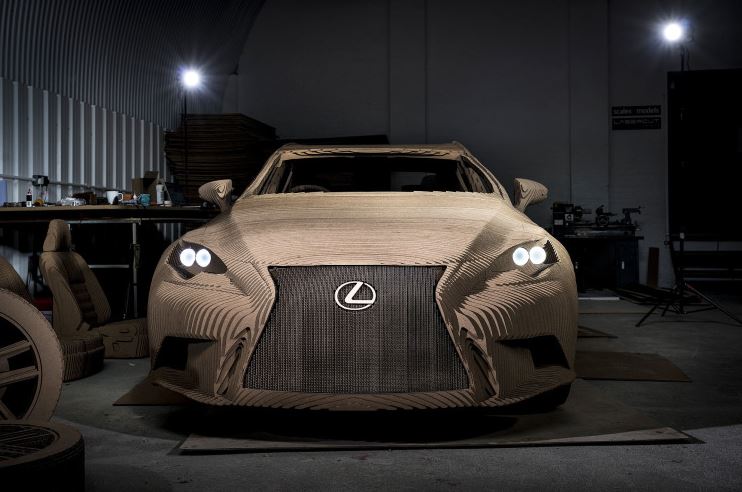 Video: construyen automóvil de cartón - car14