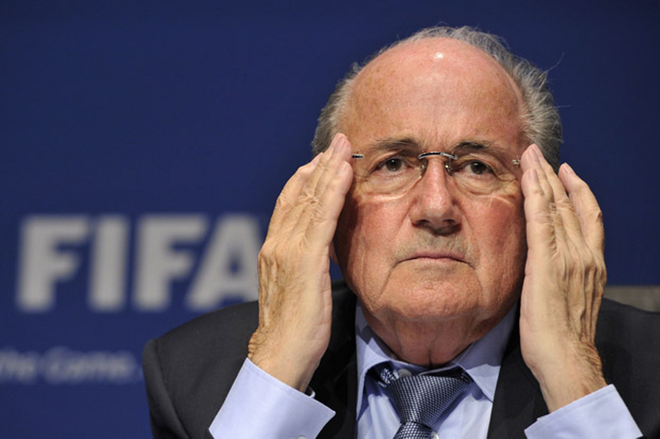 FIFA suspendería a Joseph Blatter