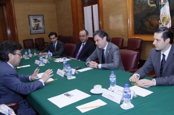 Reafirman compromiso para mejorar estrategia educativa