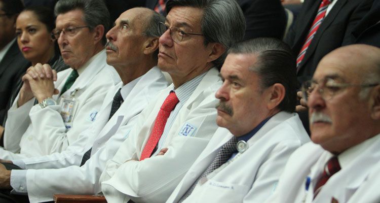 GDF alista médicos para apoyar estados afectados por Huracán Patricia