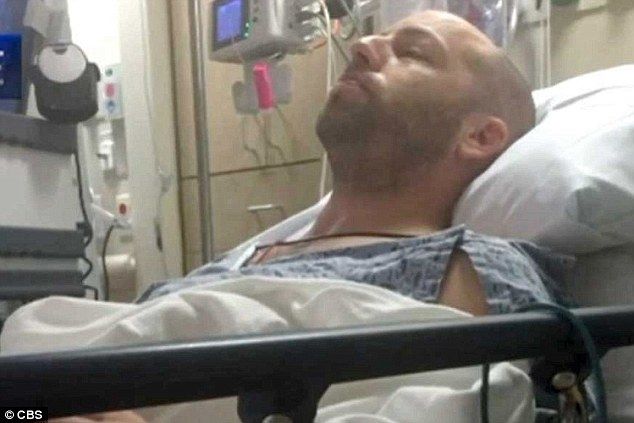 Ataque de tiburón salva a hombre - fenney_3