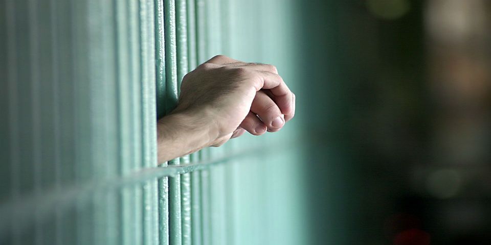 Maestra de primaria recibe auto de formal prisión por agredir a estudiante Maestra de primaria recibe auto de formal prisión por agredir a estudiante