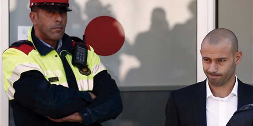 Mascherano admite fraude de 1.5 millones de euros