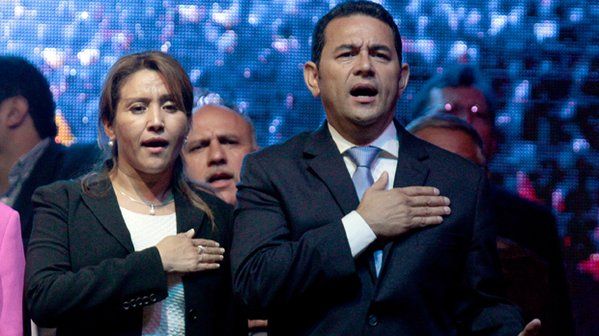 Celebra Jimmy Morales victoria en Guatemala